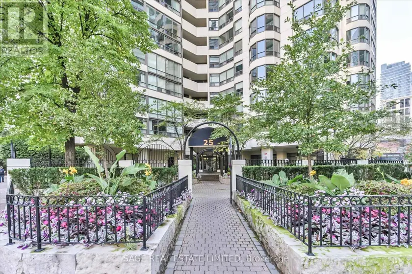 Apartment at 1004 - 25 MAITLAND STREET, Toronto