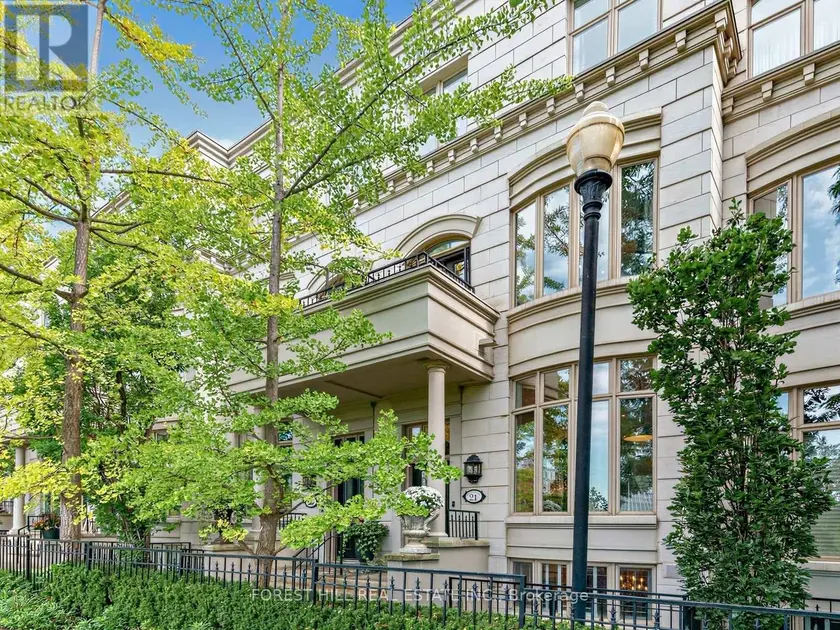 Townhouse at 21 - 260 RUSSELL HILL ROAD, Toronto