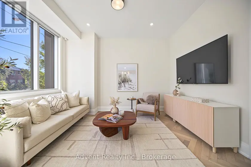 Townhouse at 3 - 18 GREENBRIAR ROAD, Toronto