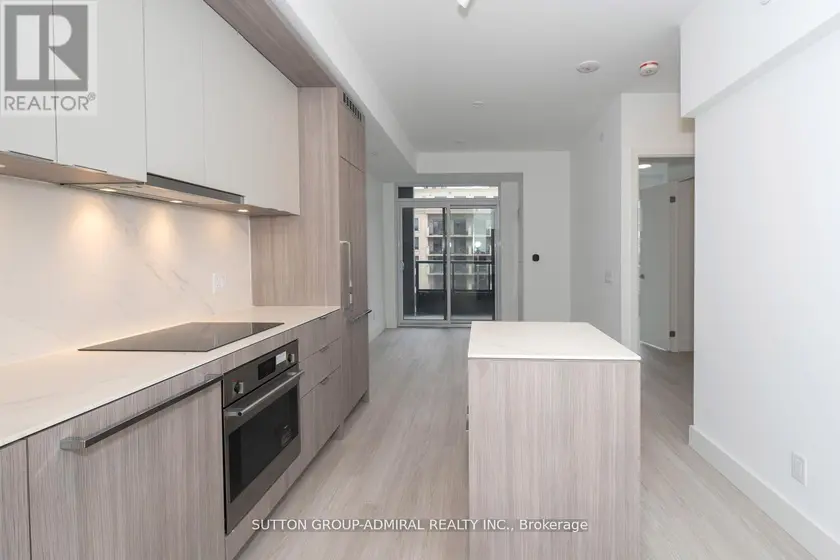 Apartment at 526 - 6 GREENBRIAR ROAD, Toronto