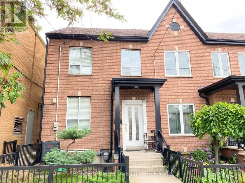 Townhouse at UPPER - 260 OSSINGTON AVENUE, Toronto