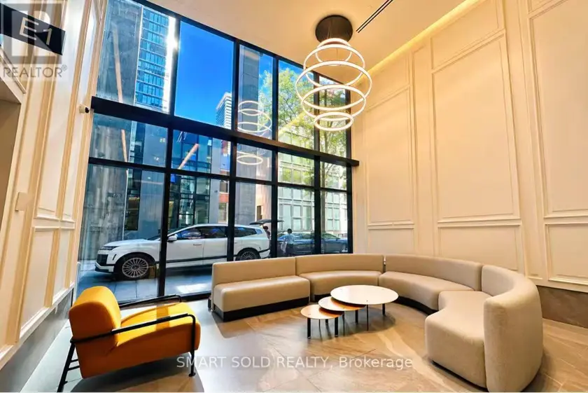 Apartment at 817 - 3 GLOUCESTER STREET, Toronto