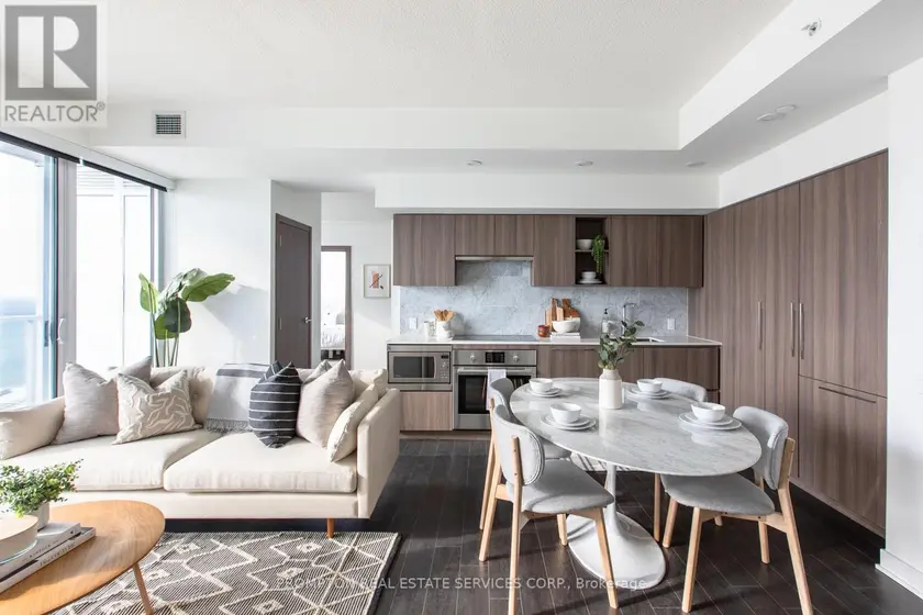 Apartment at 2502 - 17 BATHURST STREET, Toronto