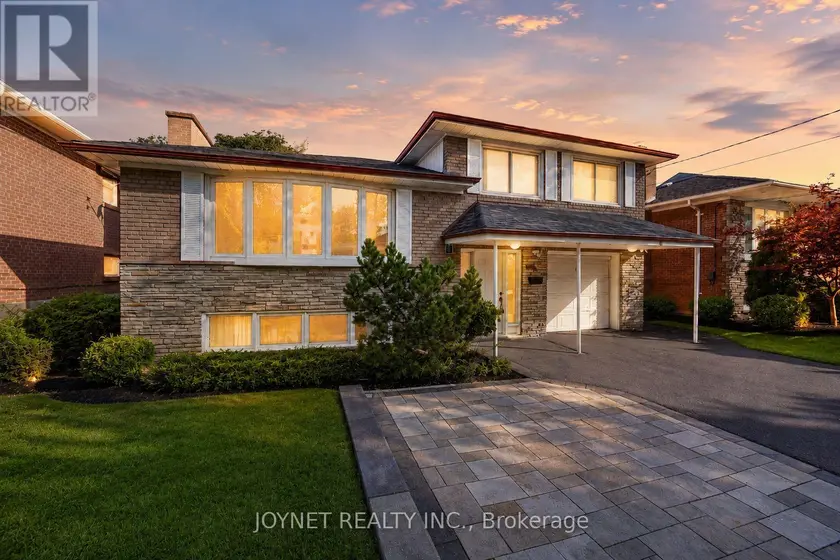 Detached at 42 BRUCEDALE CRESCENT, Toronto