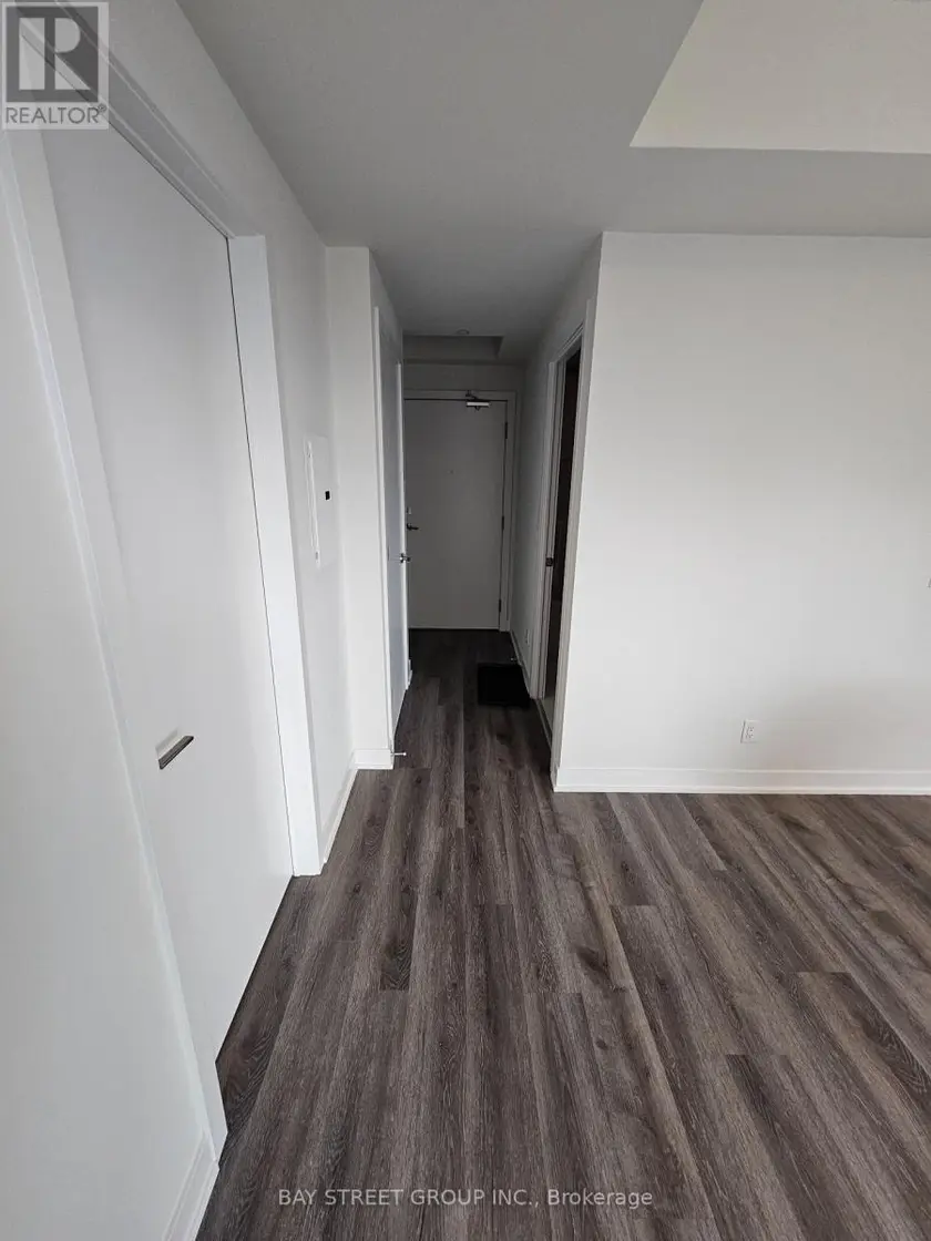 Apartment at 809 - 15 ELLERSLIE AVENUE, Toronto
