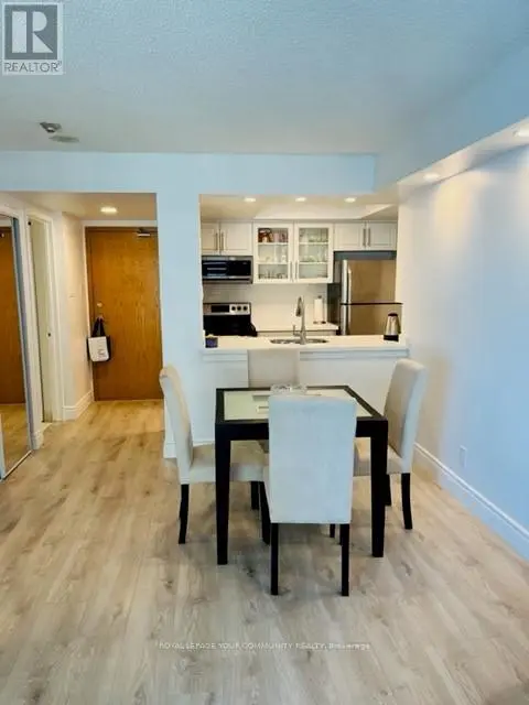 Apartment at 2804 - 77 HARBOUR SQUARE, Toronto