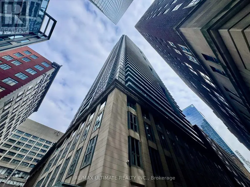 Apartment at 605 - 70 TEMPERANCE STREET, Toronto