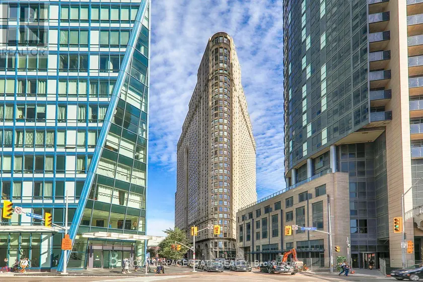 Apartment at 1611 - 25 THE ESPLANADE, Toronto
