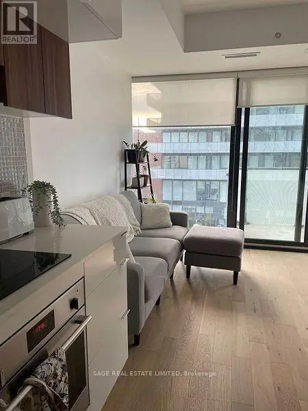 Apartment at 913 - 185 ROEHAMPTON AVENUE, Toronto