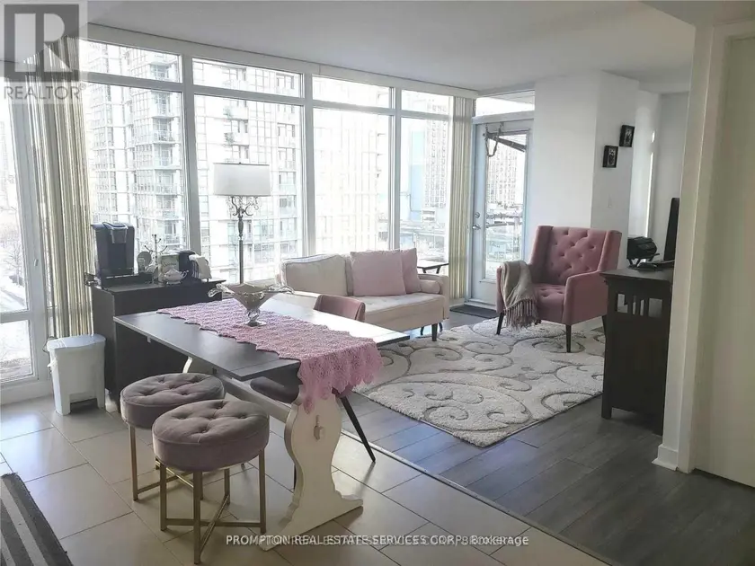 Apartment at 817 - 15 BRUNEL COURT, Toronto