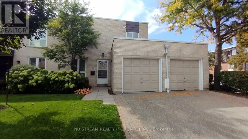 Townhouse at 20 SCENIC MILL WAY, Toronto