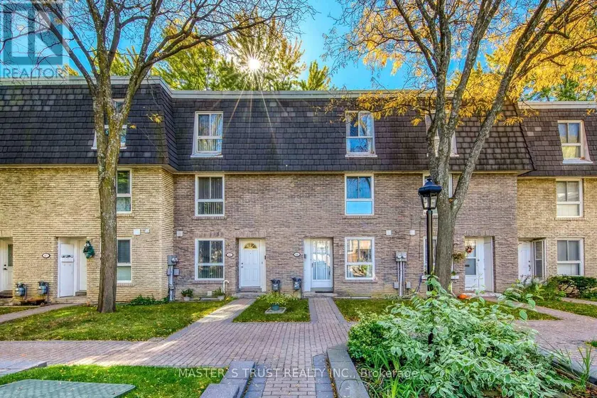 Townhouse at 44 TANGLE BRIAR WAY, Toronto