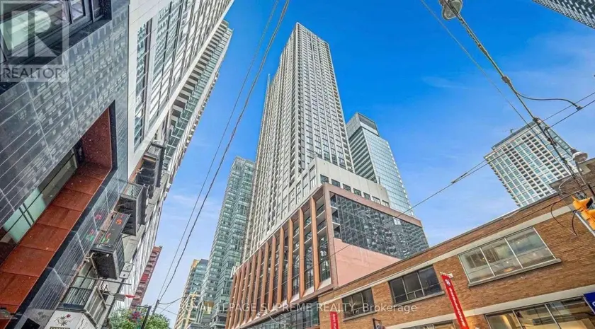 Apartment at 810 - 400 KING STREET S, Toronto