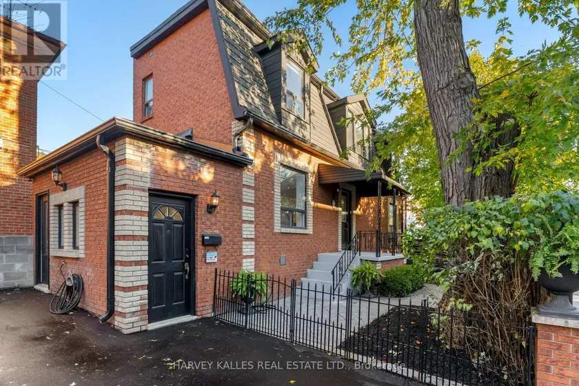 Detached at 15 MARKHAM STREET, Toronto