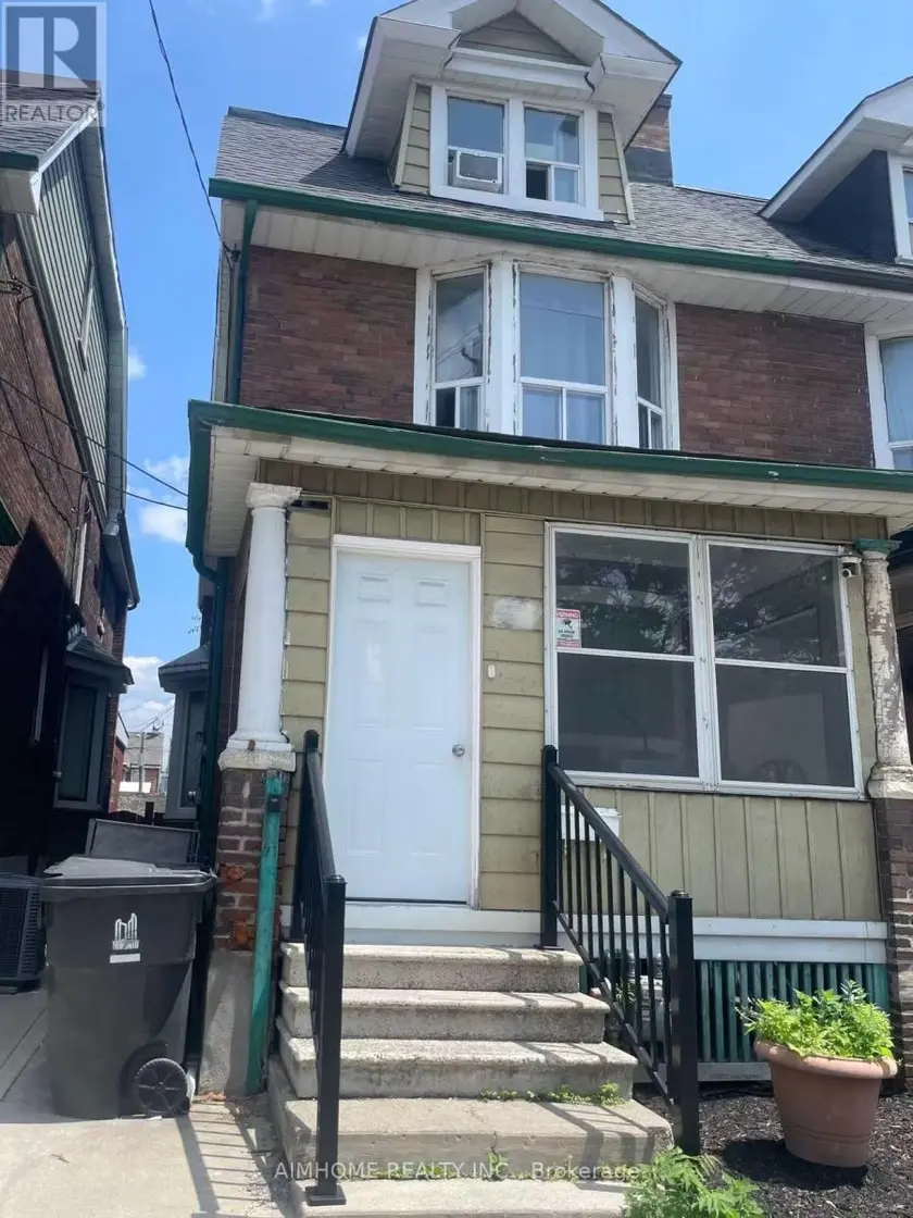 Semi-Detached/Link at 625 BATHURST STREET, Toronto