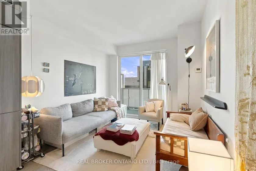 Apartment at 2004 - 101 ERSKINE AVENUE, Toronto