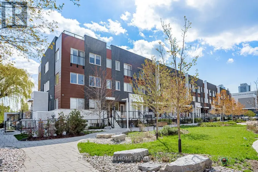 Townhouse at 18 - 780 SHEPPARD AVENUE E, Toronto