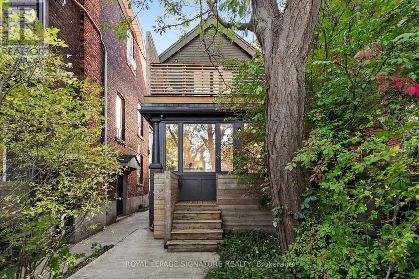 Detached at 540 CRAWFORD STREET, Toronto