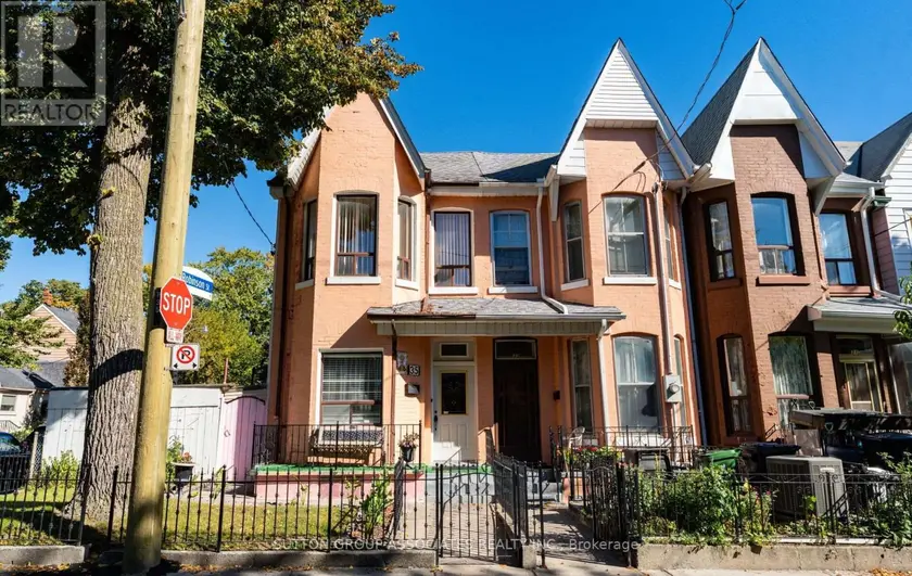 Townhouse at 2ND FLOOR - 35 BELLWOODS AVENUE, Toronto