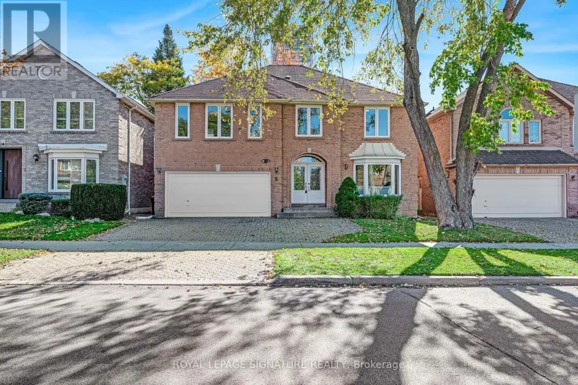 Detached at 5 PATRICK BOULEVARD, Toronto