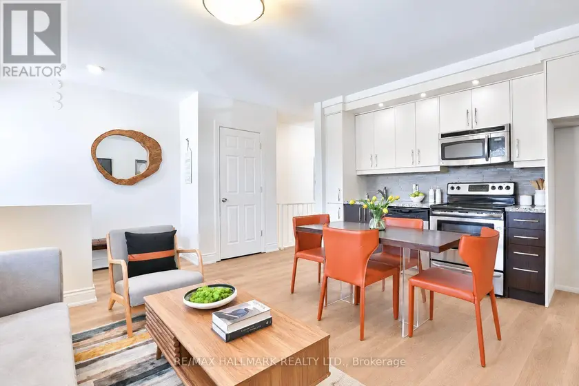 Detached at 535 WESTMOUNT AVENUE, Toronto