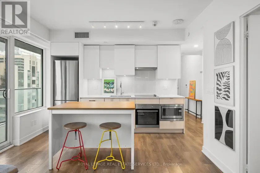 Apartment at 2009 - 99 BROADWAY AVENUE N, Toronto