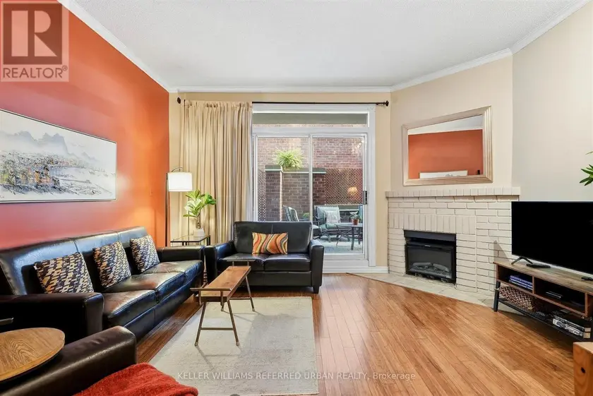 Townhouse at 58 ST NICHOLAS STREET, Toronto