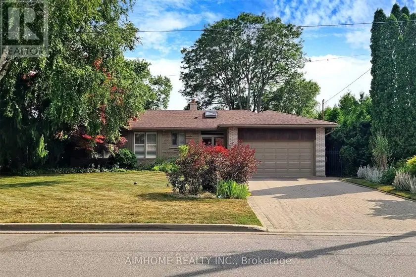 Detached at 103 ALAMOSA DRIVE, Toronto