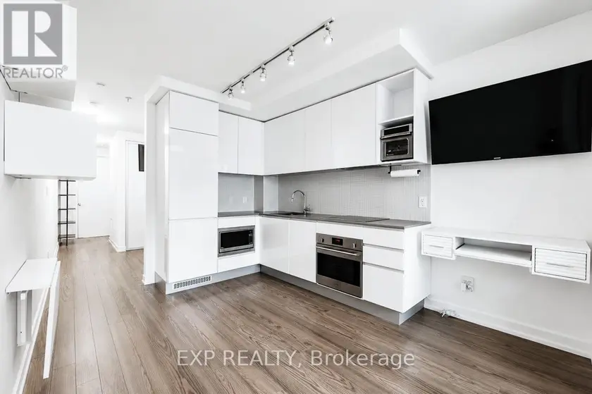 Apartment at 216 - 377 MADISON AVENUE, Toronto