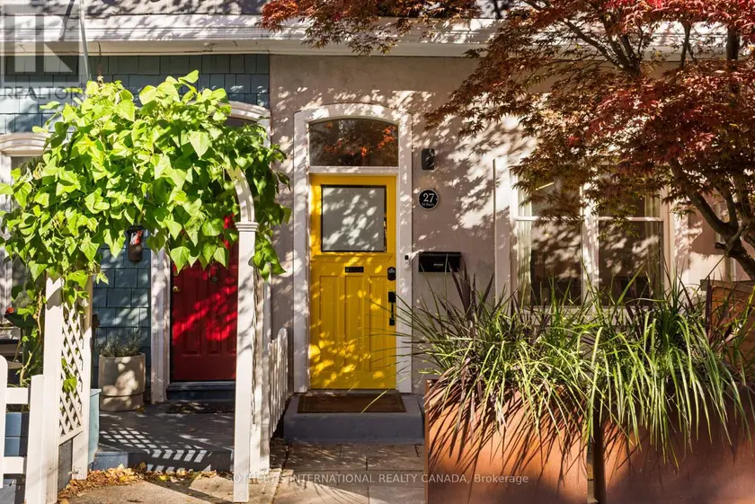 Semi-Detached/Link at 27 ST PAUL STREET, Toronto