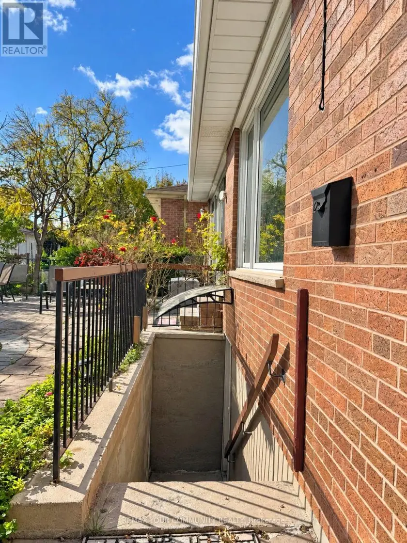 Detached at BSMNT - 85 PATRICIA AVENUE, Toronto