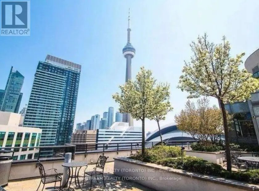 Apartment at 315 - 20 BLUE JAYS WAY, Toronto