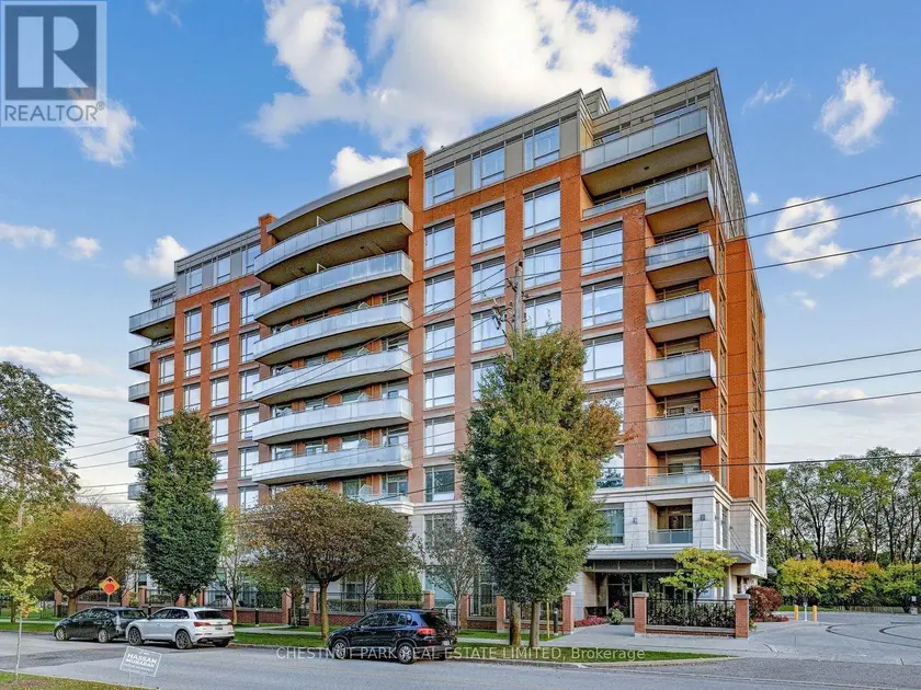 Apartment at 404 - 17 RUDDINGTON DRIVE, Toronto