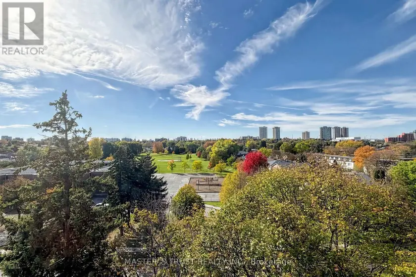 Townhouse at 229 - 165 CHEROKEE BOULEVARD, Toronto