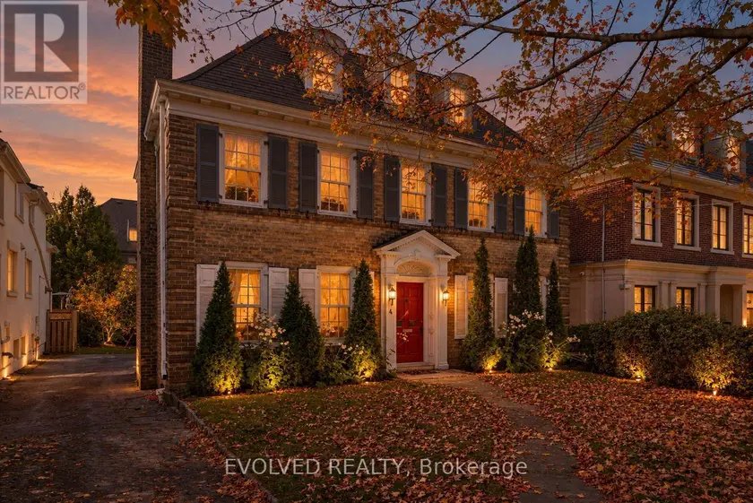 Detached at 4 DUNLOE ROAD, Toronto