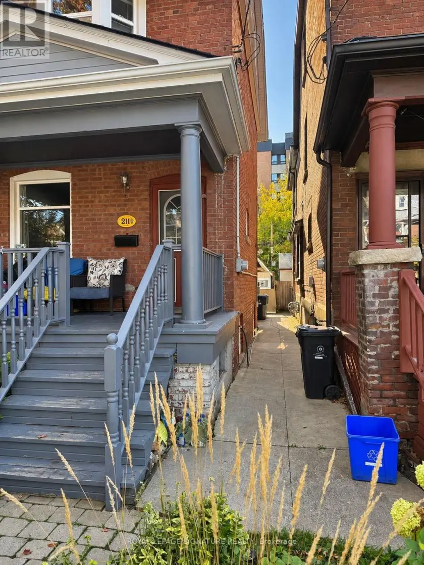 Semi-Detached/Link at LOWER - 211 MELITA AVENUE, Toronto
