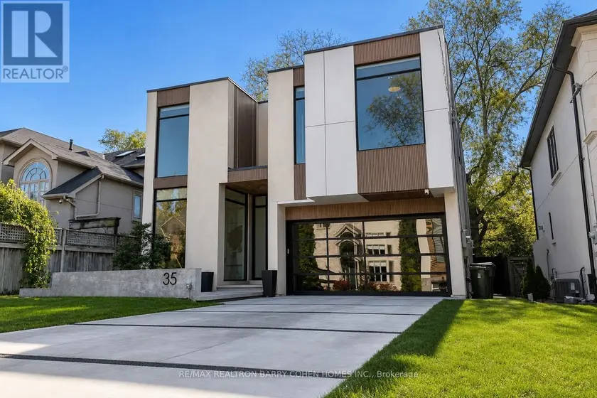 Detached at 35 FELBRIGG AVENUE, Toronto
