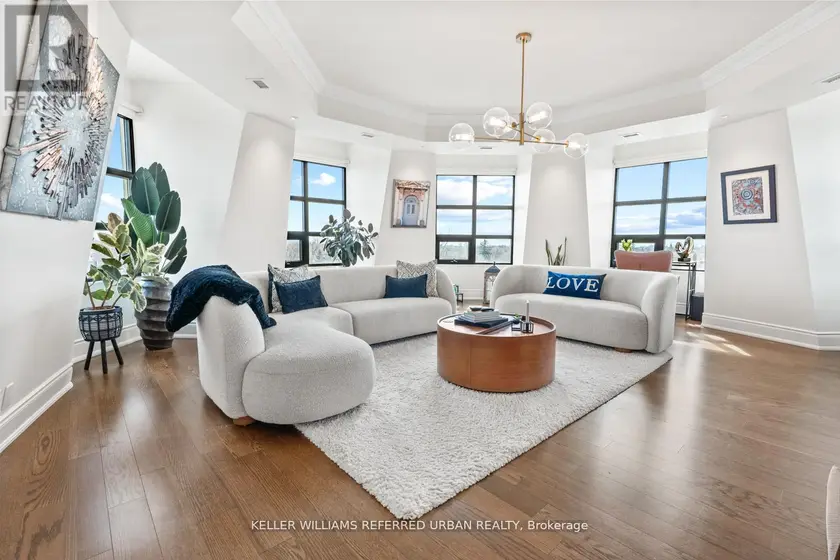 Apartment at 708 - 650 MOUNT PLEASANT ROAD, Toronto