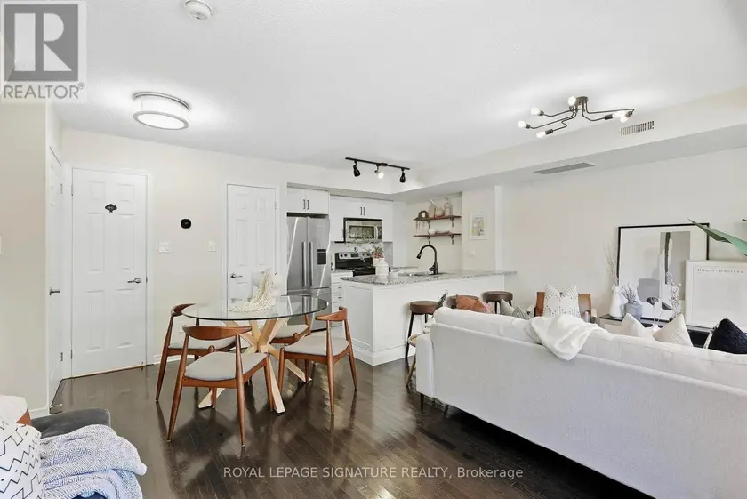 Townhouse at 225 - 11 RUTTAN STREET, Toronto