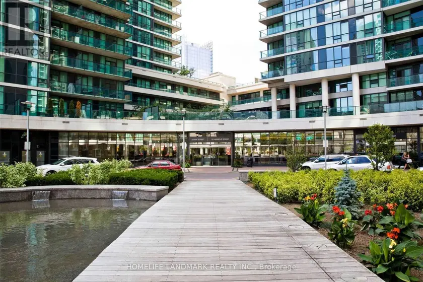 Apartment at 601 - 33 BAY STREET, Toronto