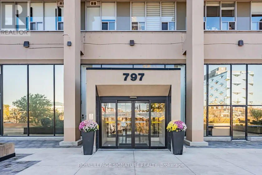 Apartment at 809 - 797 DON MILLS ROAD, Toronto