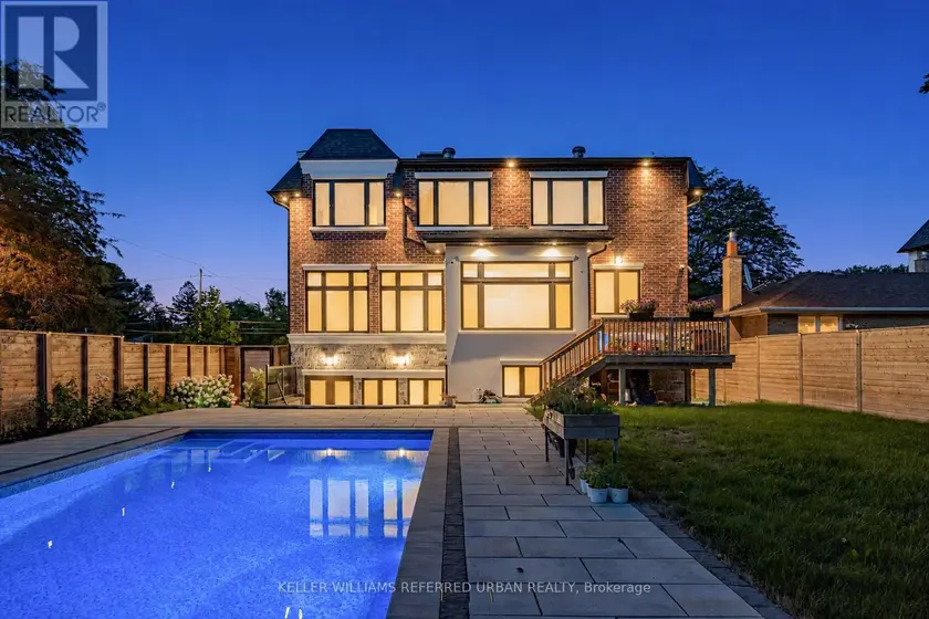 Detached at 35 LLOYDMINSTER CRESCENT, Toronto