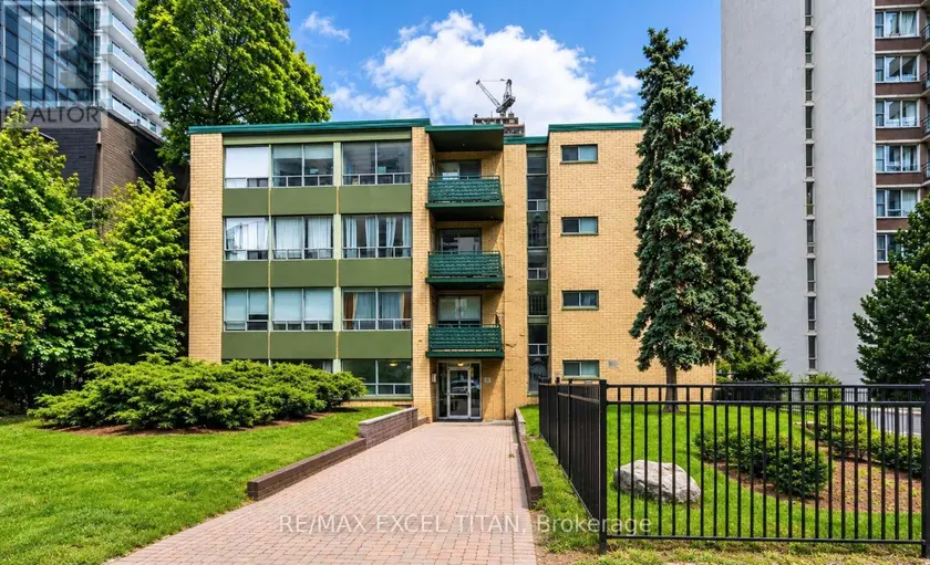 Apartment at 111 - 77 ERSKINE AVENUE, Toronto