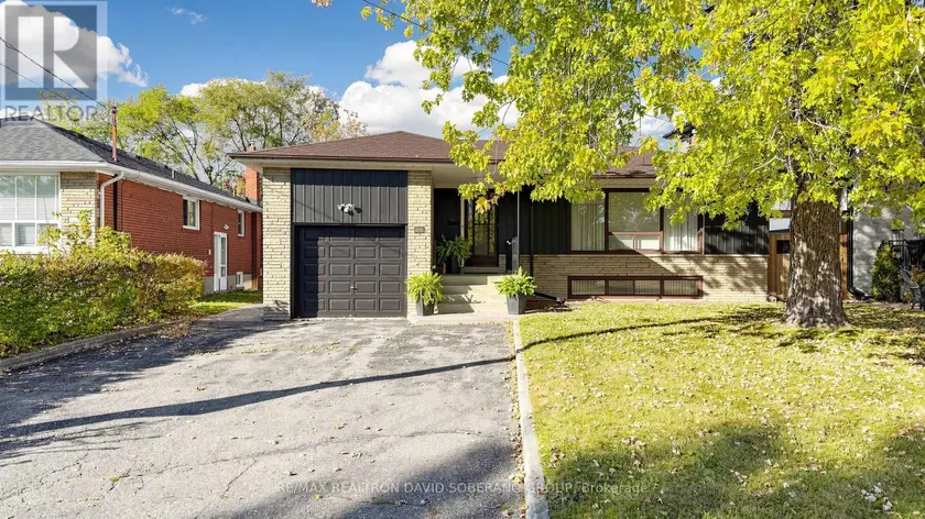 Detached at 108 KENNARD AVENUE, Toronto