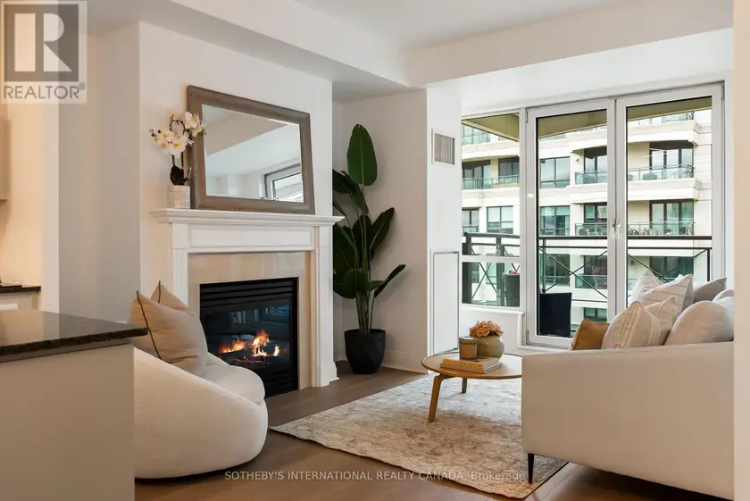 Apartment at 913 - 20 SCRIVENER SQUARE, Toronto