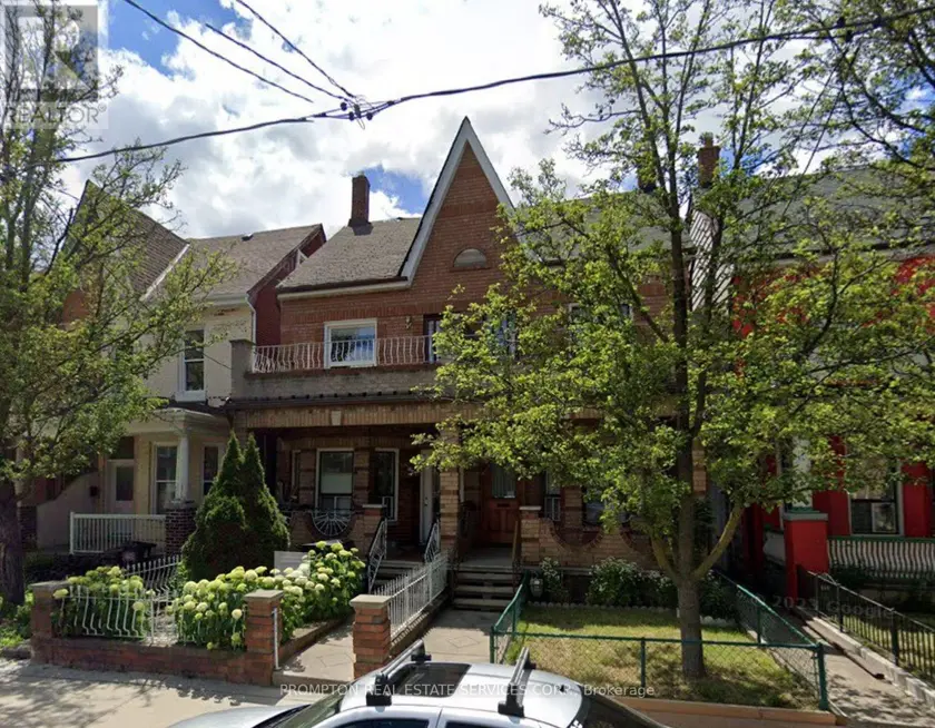 Semi-Detached/Link at 250 MARKHAM STREET, Toronto