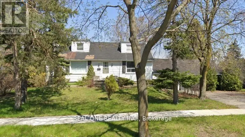 Detached at 22 PLEASANT VIEW DRIVE, Toronto