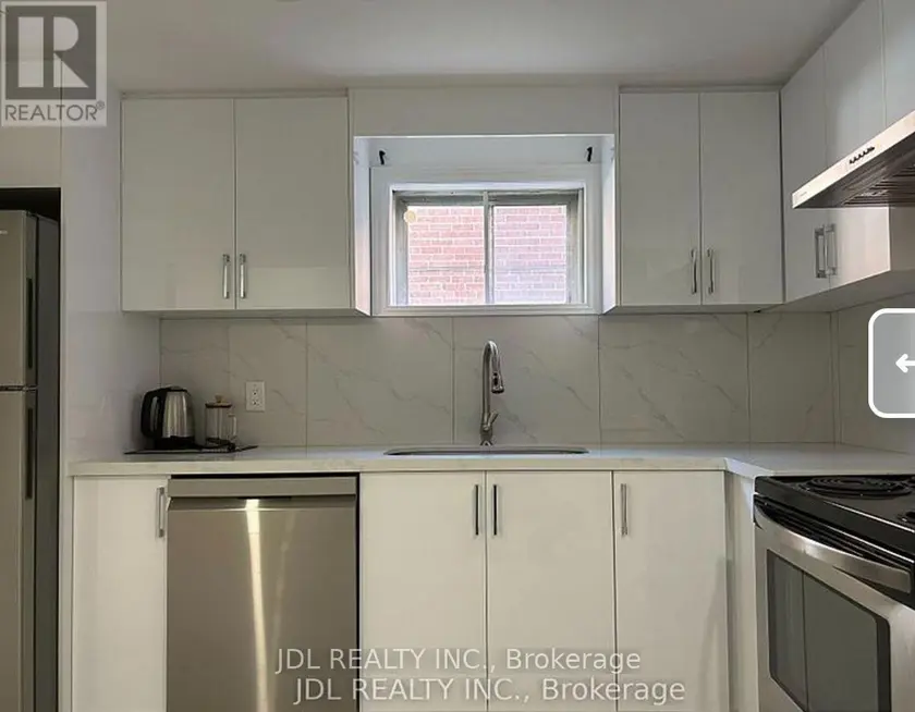 Detached at VERYNICE BEDROOM BSMT - 13 PAWNEE AVE AVENUE, Toronto