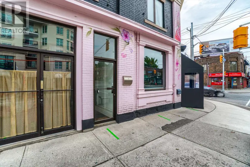 Other at UPPER A - 623 MOUNT PLEASANT ROAD, Toronto