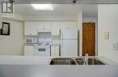 Apartment at 525 - 1700 EGLINTON AVENUE E, Toronto